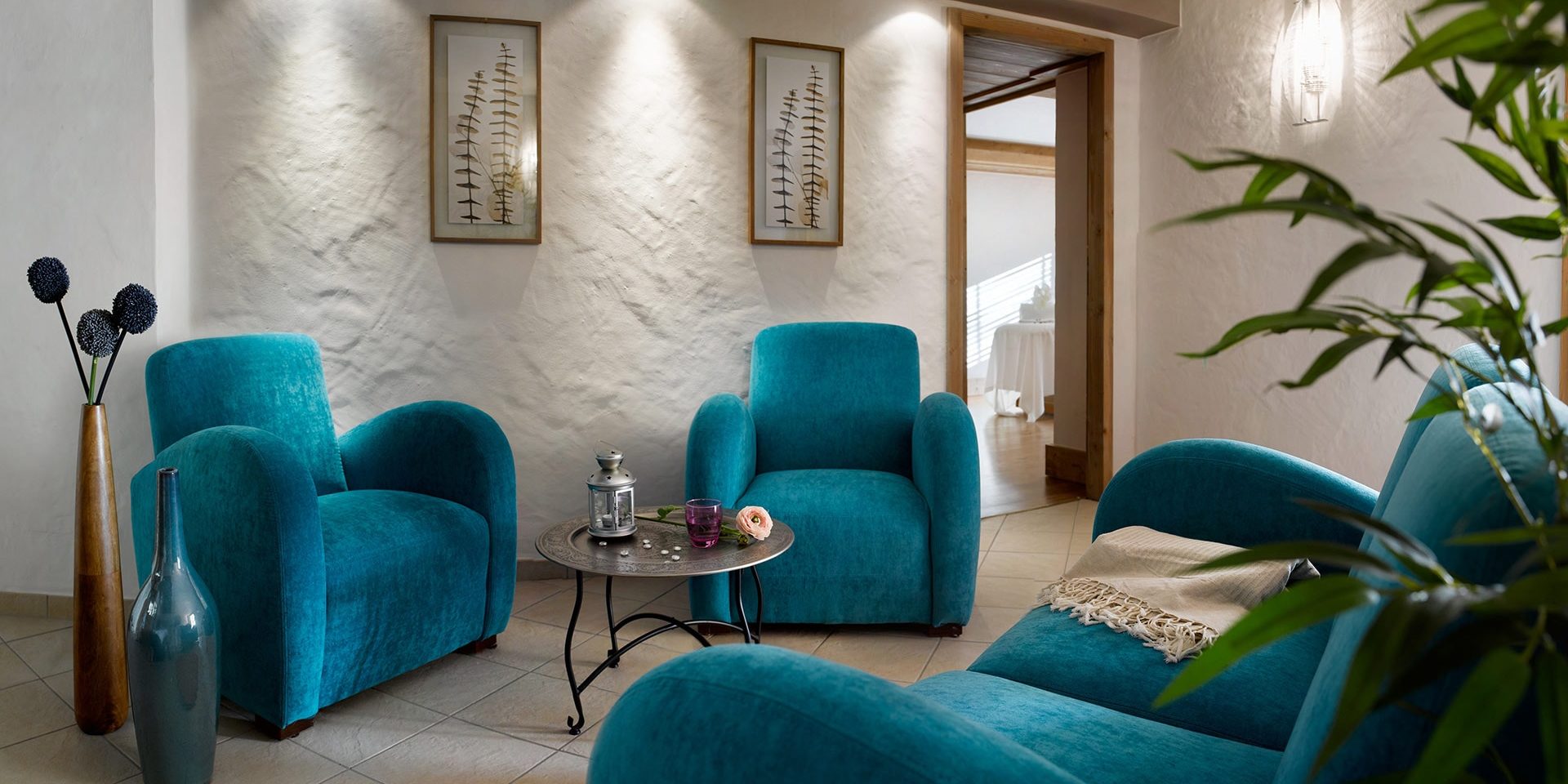 CGH Les Clarines Les Menuires Les 3 Vallees Frankrijk wintersport skivakantie luxe wachtruimte fauteuils Spa wellness massage behandelingen ontspannen relaxen