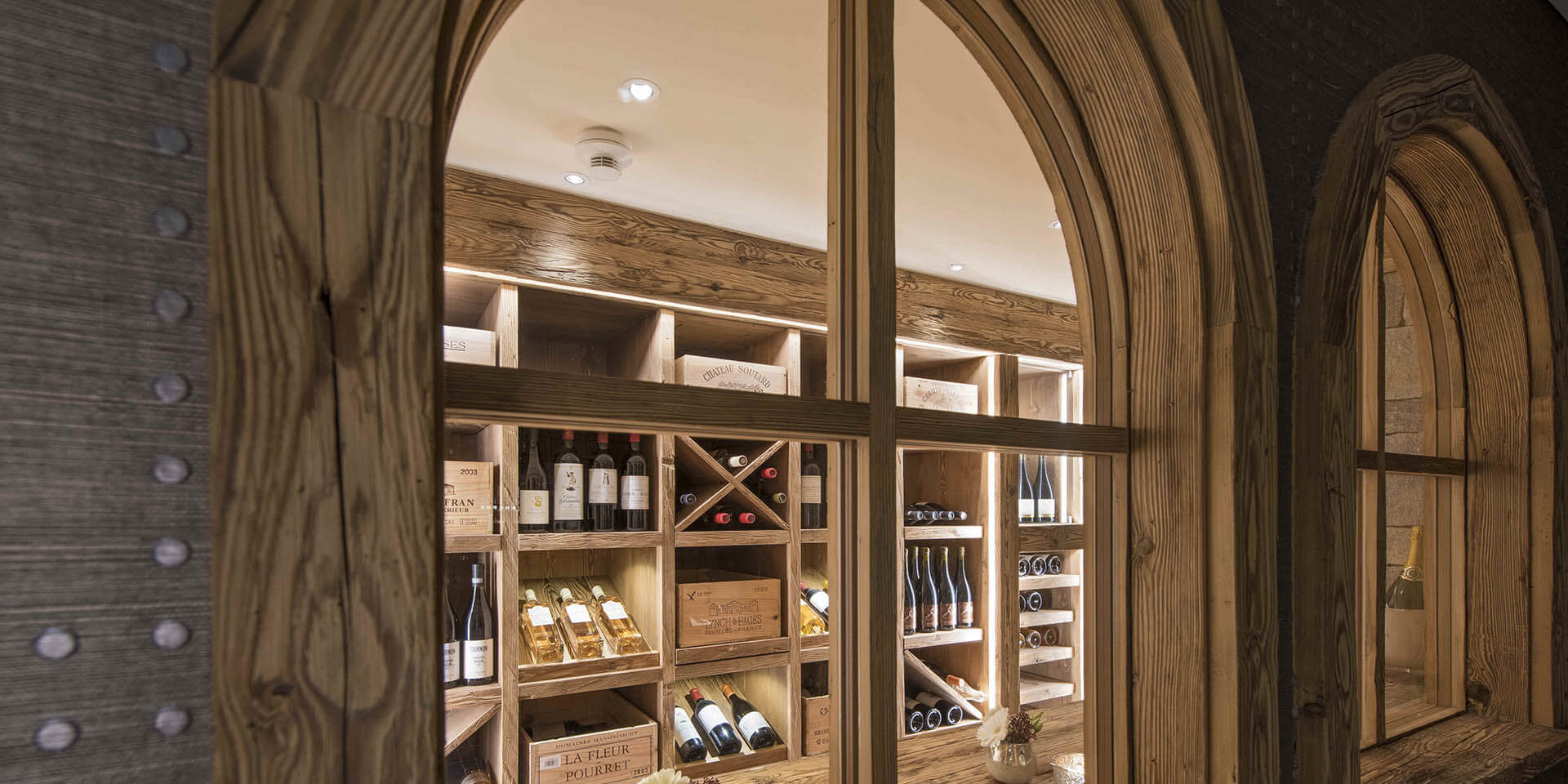 Chalet Chouqui Verbier Les 4 Vallees Zwitserland wintersport skivakantie luxe wijnkelder Champagnes Château Mouton-Rothschild Bordeaux Cloudy Bay Sauvignon Blanc Dom Pérignon