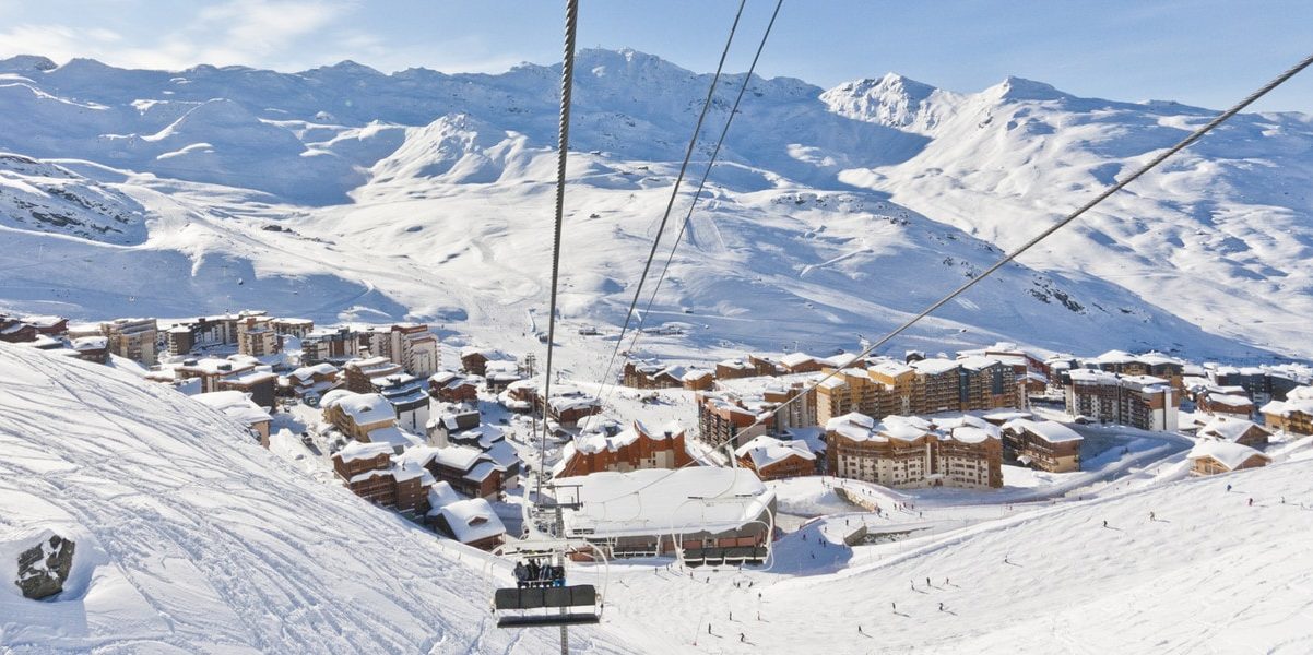 Val Thorens Les 3 Vallees Frankrijk Val Thorens Les 3 Vallees Frankrijk wintersport skivakantie luxe dorp gondel bergen sneeuw
