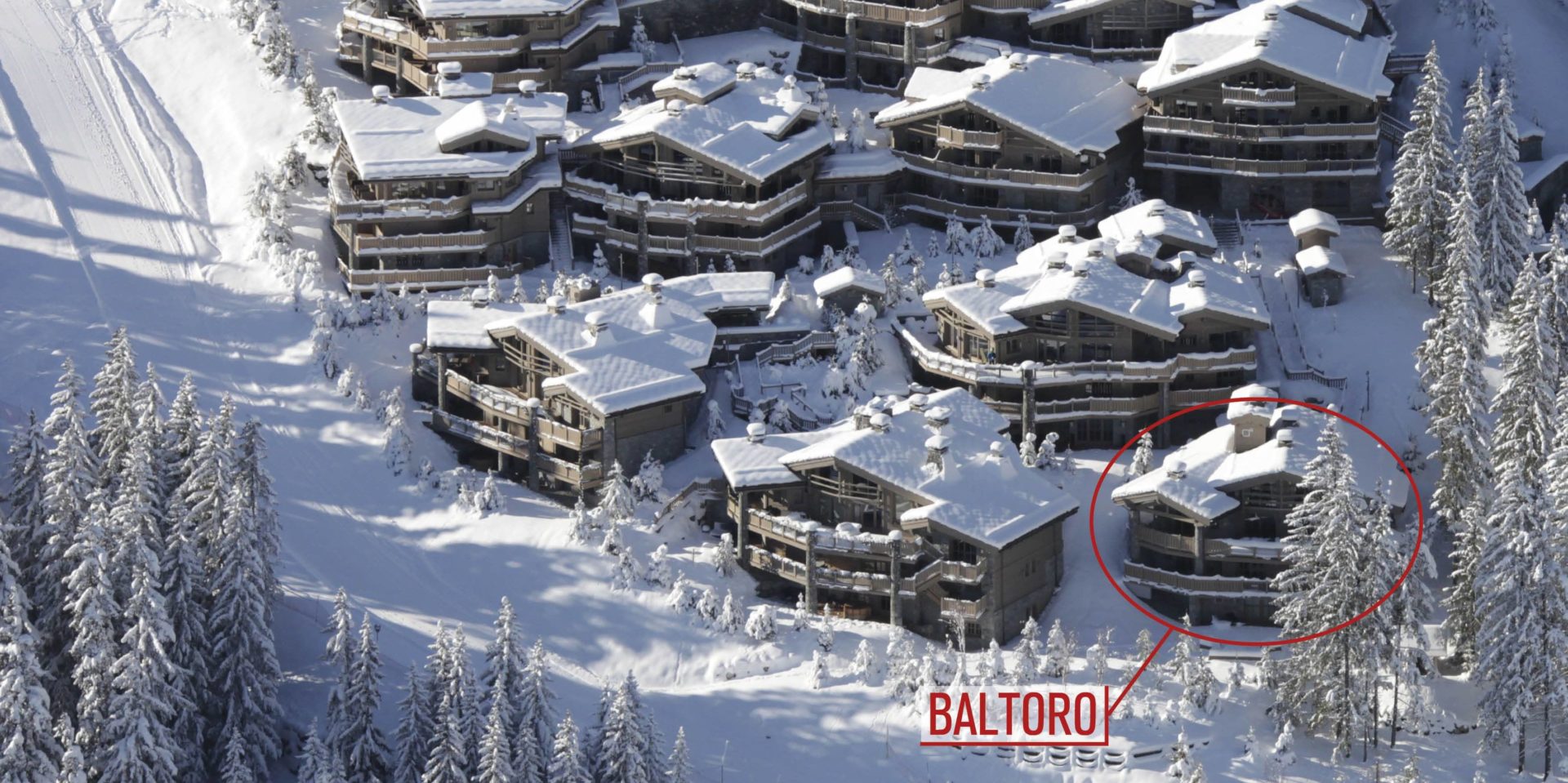 Le K2 Palace Suite-Chalet Baltoro Courchevel Les 3 Vallees Frankrijk wintersport skivakantie luxe ligging chalet Baltoro piste besneeuwde bomen sneeuw