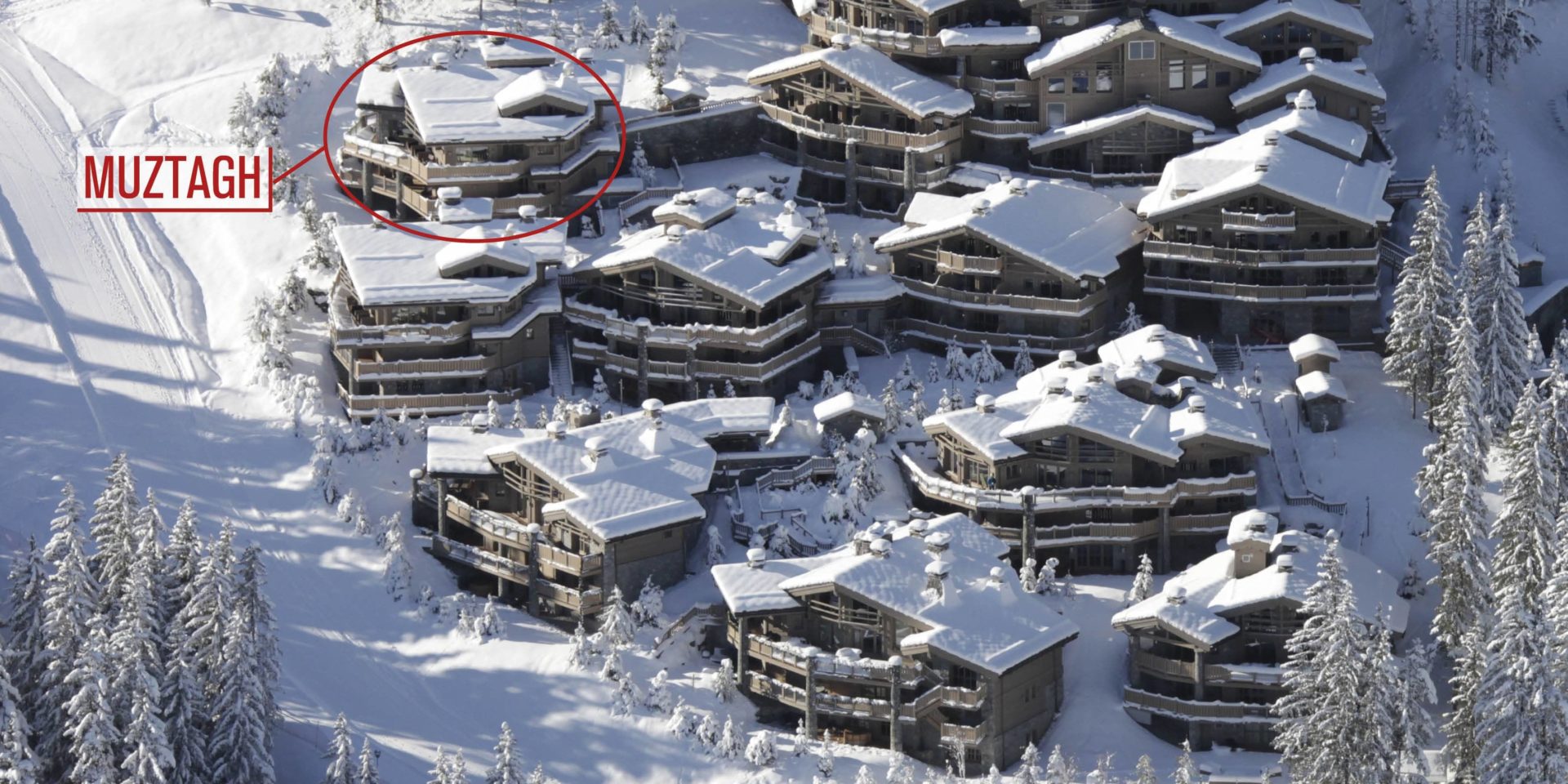 Le K2 Palace Suite-Chalet Muztagh Courchevel Les 3 Vallees Frankrijk wintersport skivakantie luxe ligging chalet Muztagh piste bomen sneeuw