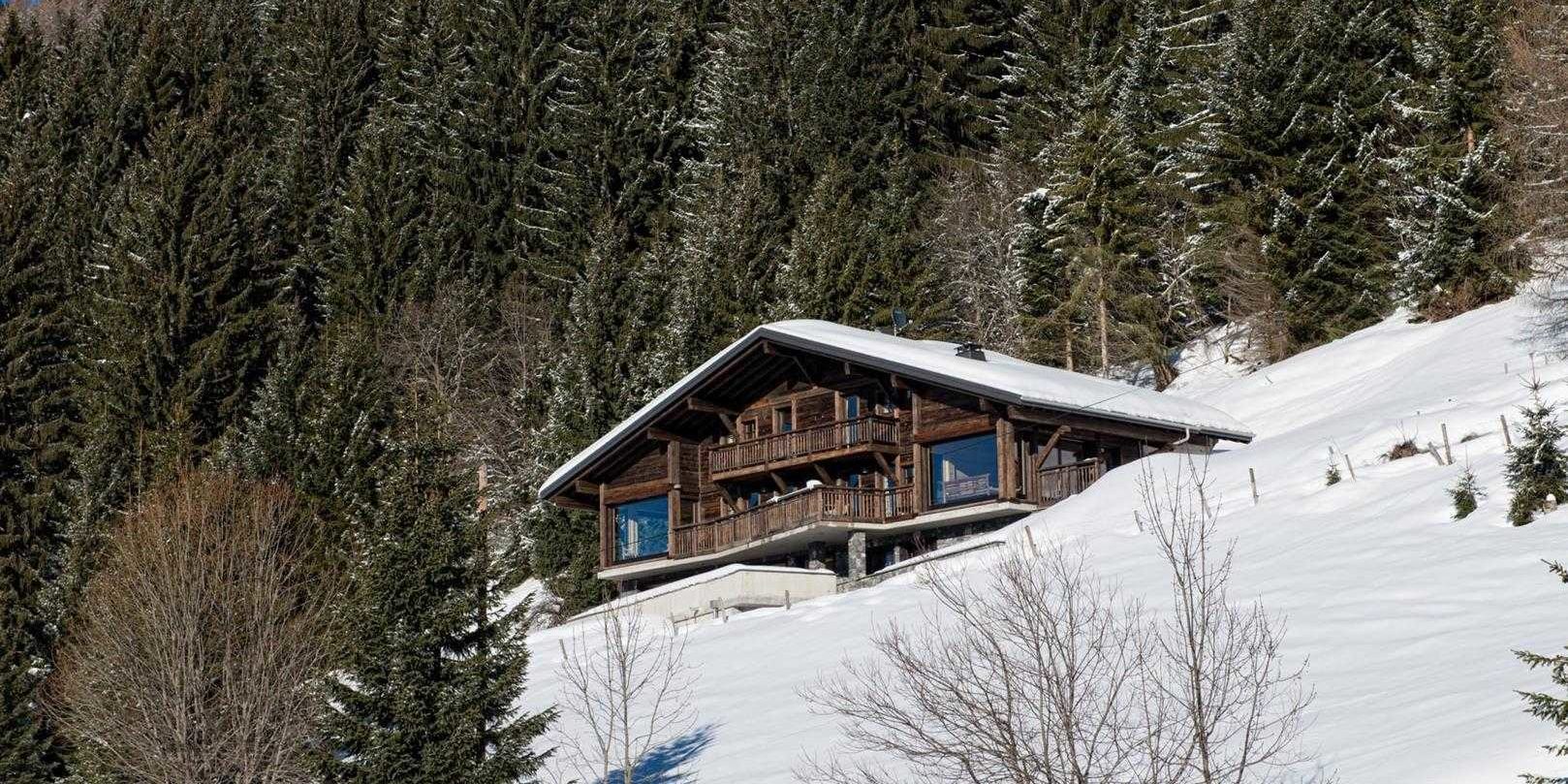 Chaletneuf du Tenne Chatel Les Portes du Soleil Frankrijk wintersport skivakantie ligging chaletneuf du Tenne bomen sneeuw