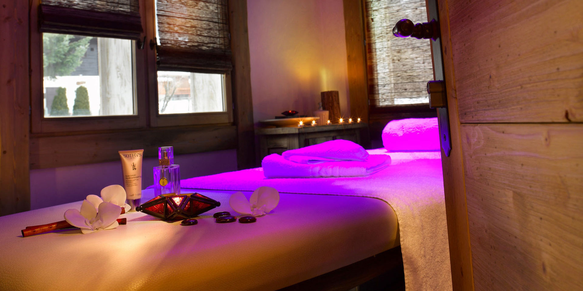 CGH Le Hameau de Pierre Blanche Les Houches Chamonix Mont Blanc Frankrijk wintersport skivakantie luxe massage kaarsen Sothys ontspannen relaxen genieten