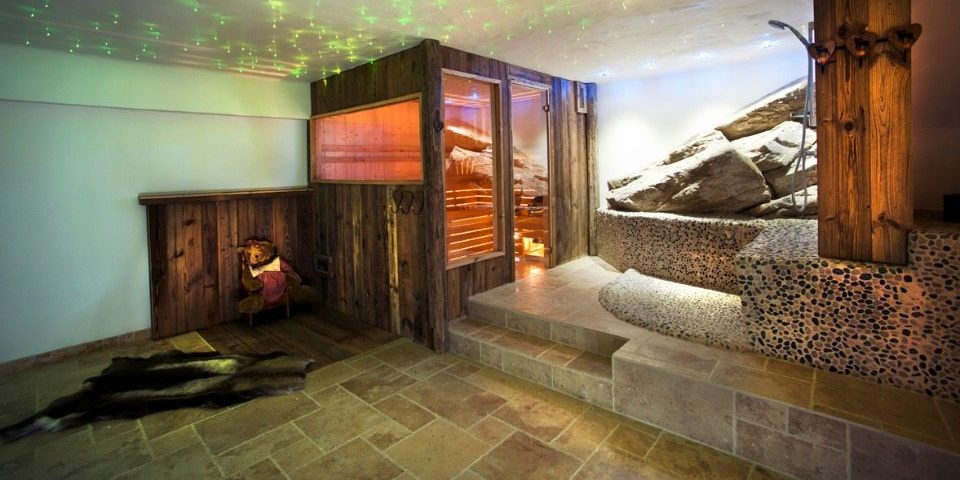 Chalet Le Chardon Val d'Isere Tignes-Val d'Isere Frankrijk wintersport skivakantie luxe wellness sauna douche beer vloerkleed ontspannen relaxen genieten