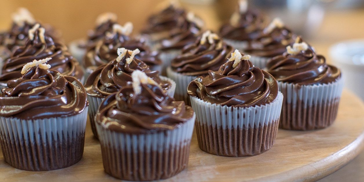 Club Bellevarde Lodge Val d'Isere Tignes & Val d'Isere Frankrijk wintersport skivakantie luxe cakes muffin chocolade