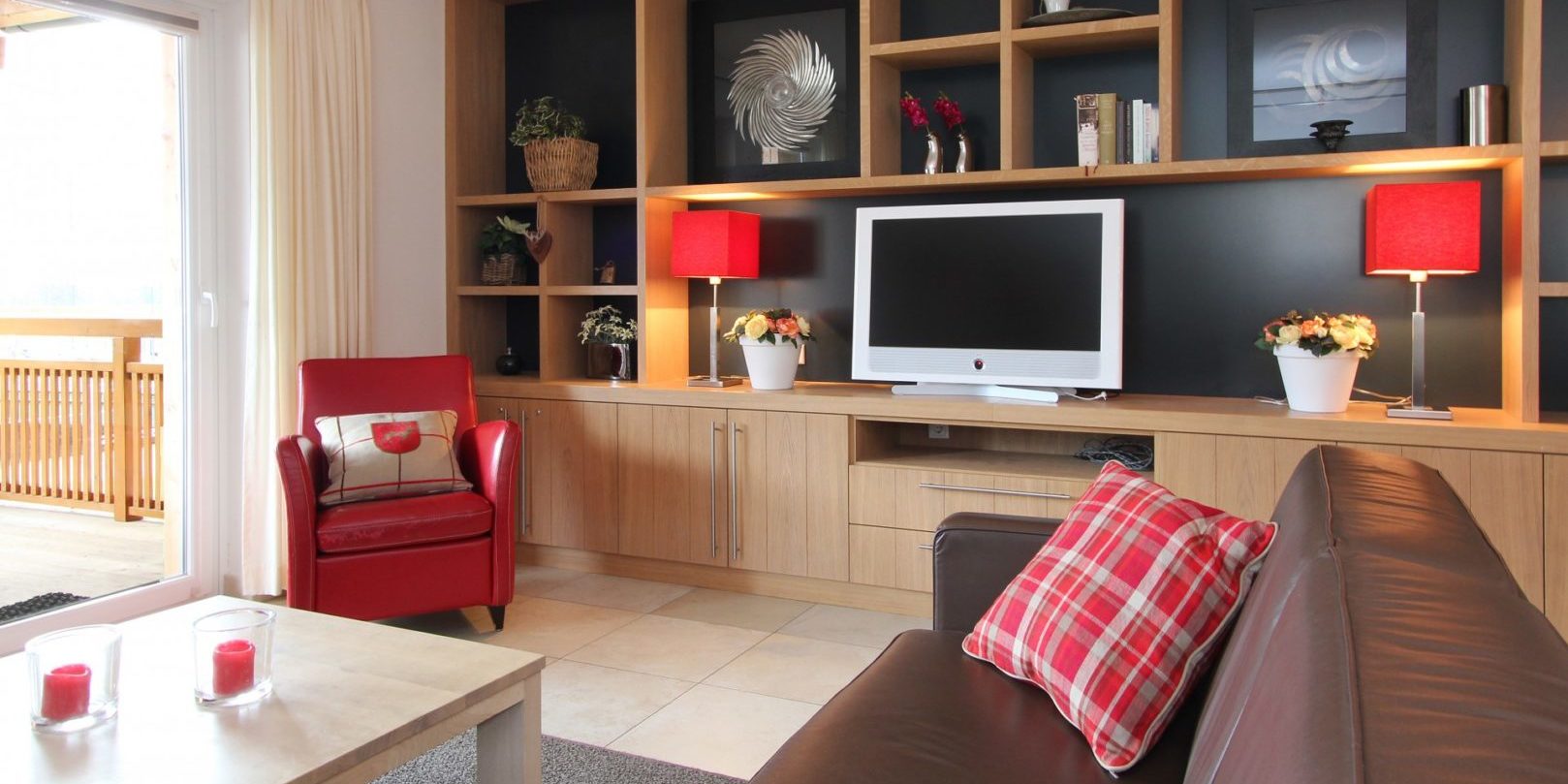 Penthouse Avenida Style Kaprun Zell am See-Kaprun Oostenrijk wintersport skivakantie luxe living bank fauteuil penthouse Style 8