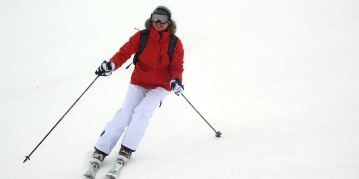 Skier sneeuw wintersportdeluxe