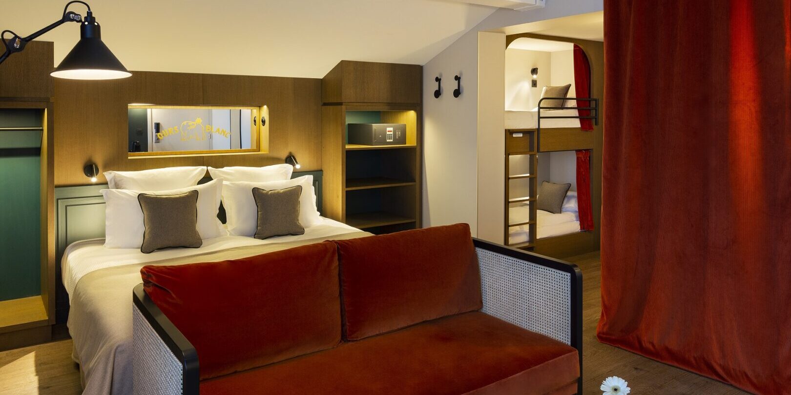 Hotel Ours Blanc Les Menuires Le 3 Vallees Frankrijk